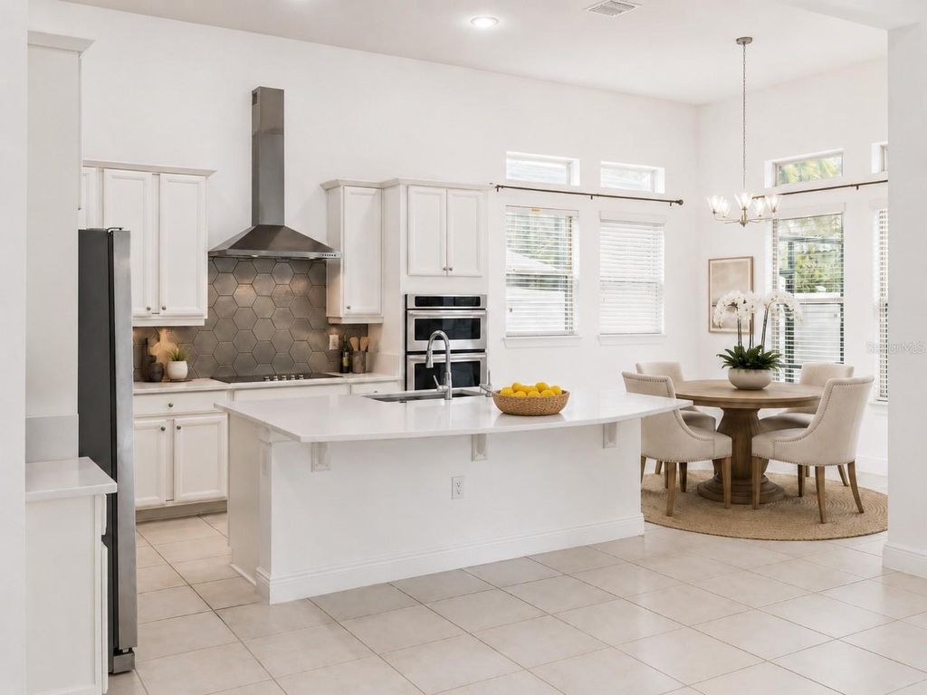 Image 7 of property listing at 10370 DOTH STREET, Orlando, FL 32836