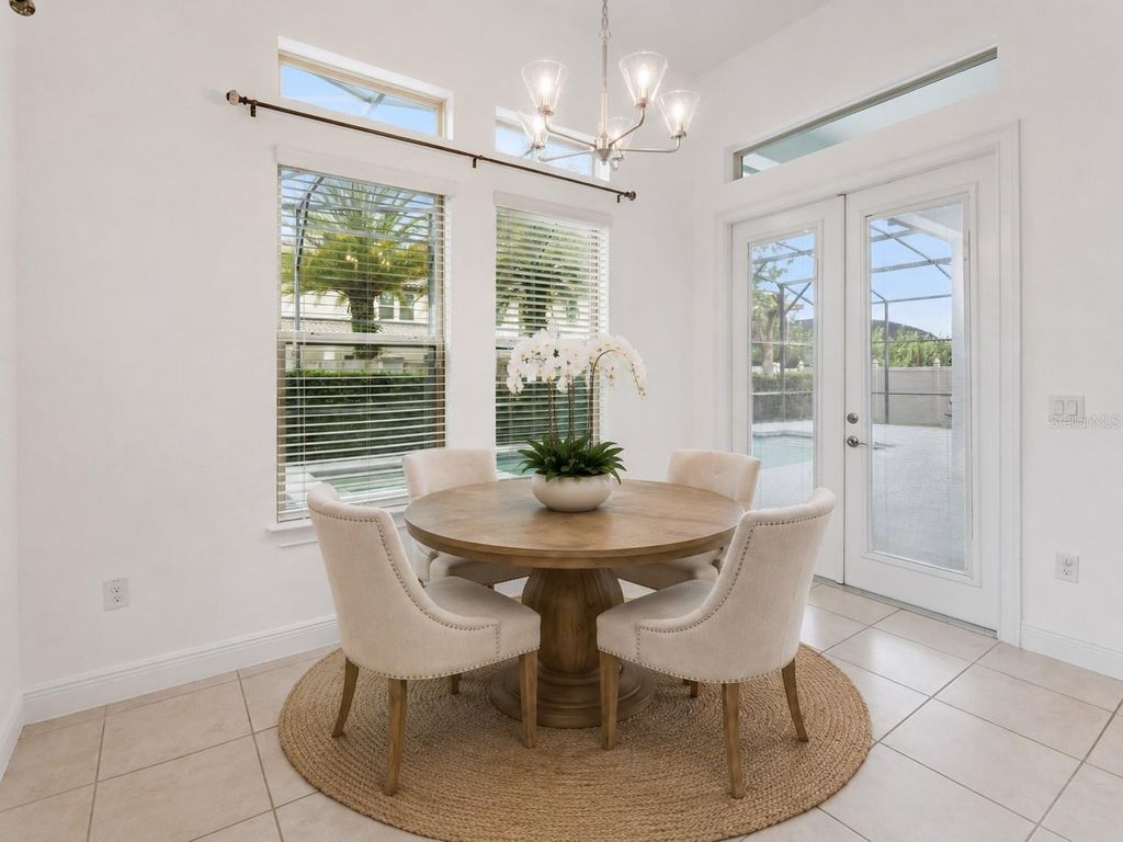 Image 8 of property listing at 10370 DOTH STREET, Orlando, FL 32836