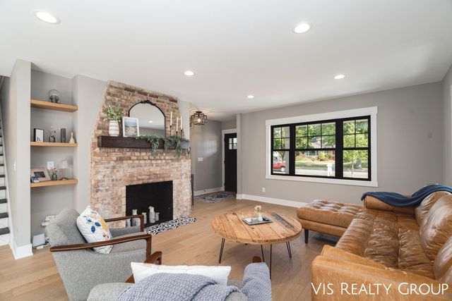 1607 Sheldon Road, Grand Haven, MI 49417