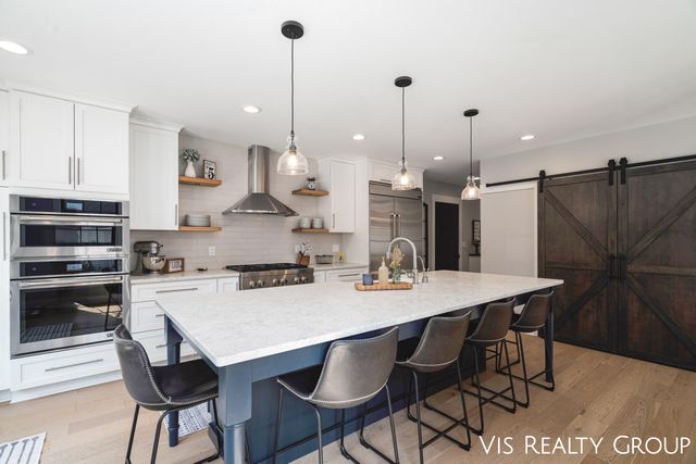 1607 Sheldon Road, Grand Haven, MI 49417