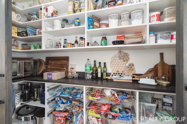 1607 Sheldon Road, Grand Haven, MI 49417