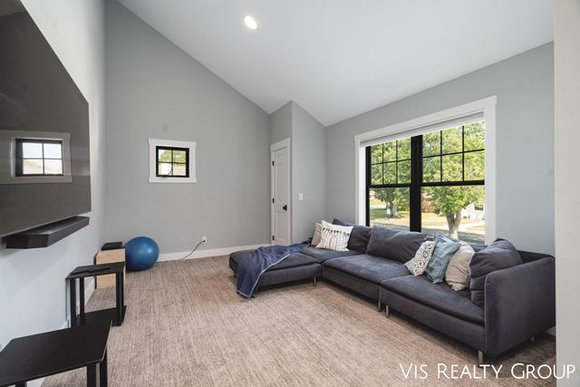 1607 Sheldon Road, Grand Haven, MI 49417