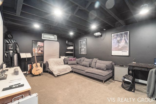 1607 Sheldon Road, Grand Haven, MI 49417