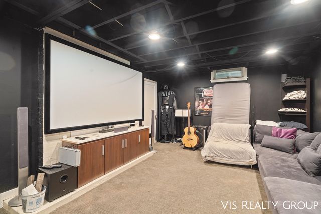 1607 Sheldon Road, Grand Haven, MI 49417