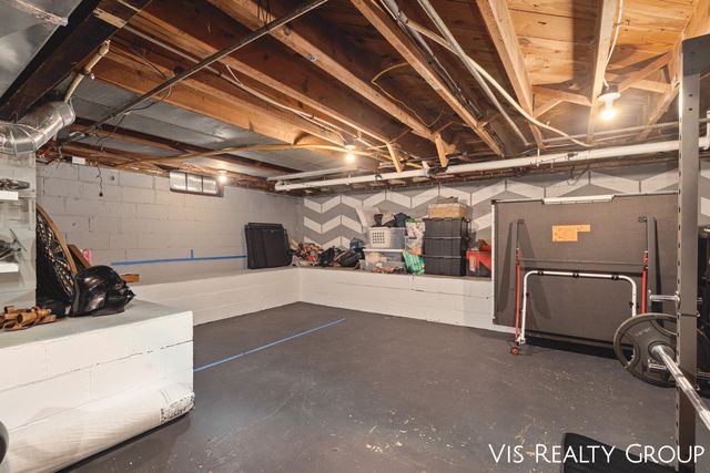 1607 Sheldon Road, Grand Haven, MI 49417