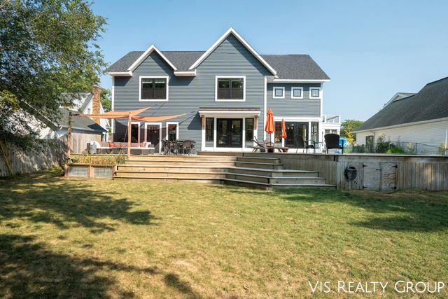 1607 Sheldon Road, Grand Haven, MI 49417