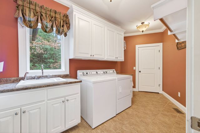 1335 Laurel Way, Monterey, TN 38574