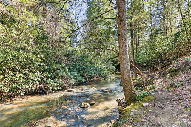 1335 Laurel Way, Monterey, TN 38574