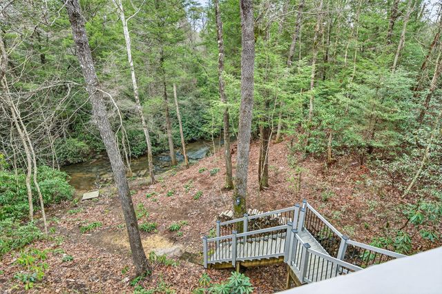 1335 Laurel Way, Monterey, TN 38574