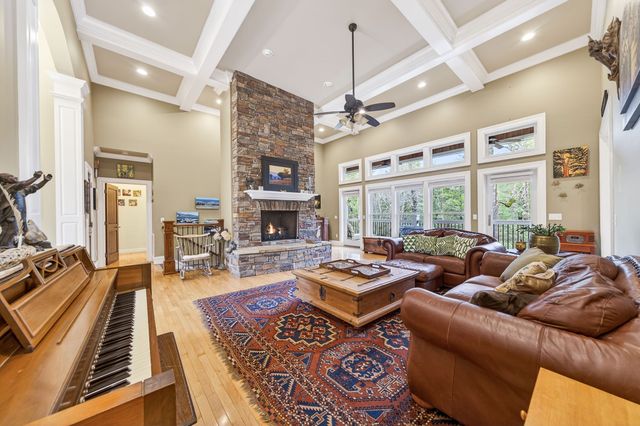 1335 Laurel Way, Monterey, TN 38574