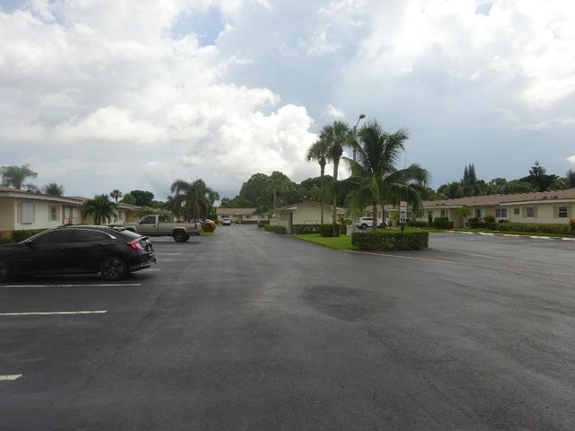 2864 Crosley Drive E A, West Palm Beach, FL 33415