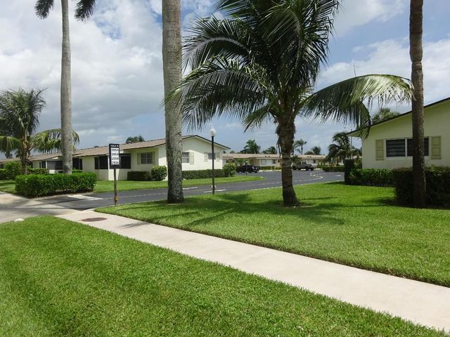 2864 Crosley Drive E A, West Palm Beach, FL 33415