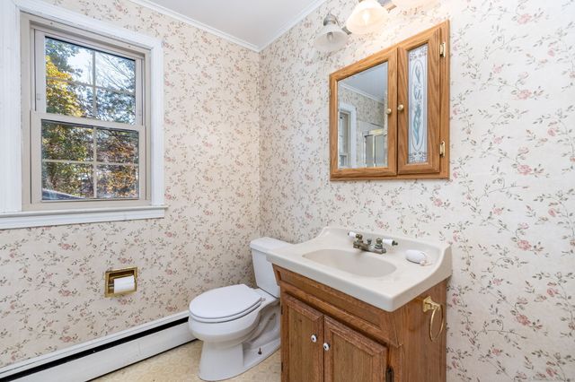 40 Alden Road, Windsor, CT 06095