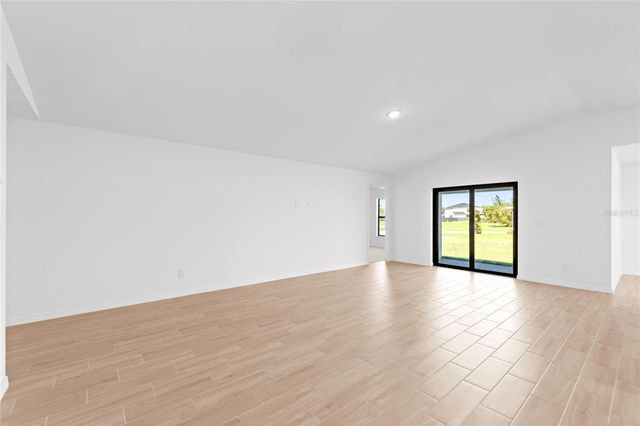 850 W CADIMA PLACE, Citrus Springs, FL 34434