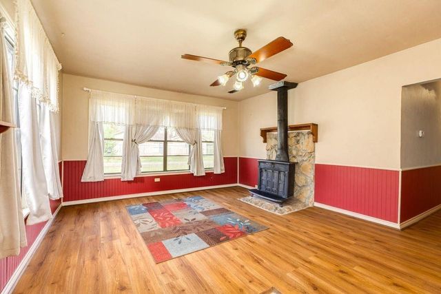 404 Chestnut Street, Brazoria, TX 77422