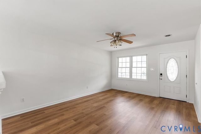 2416 Agra Dr, Fairfield, VA 23228