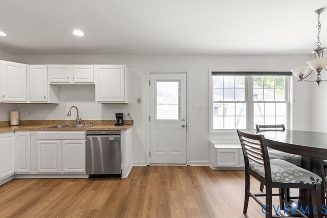 2416 Agra Dr, Fairfield, VA 23228
