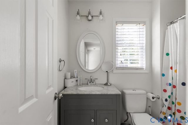 2416 Agra Dr, Fairfield, VA 23228