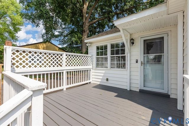 2416 Agra Dr, Fairfield, VA 23228