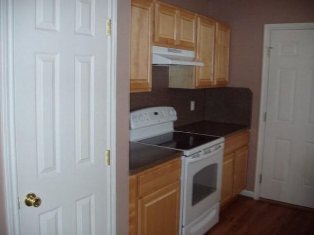 176 Hollys WAY, San Marcos, TX 78666