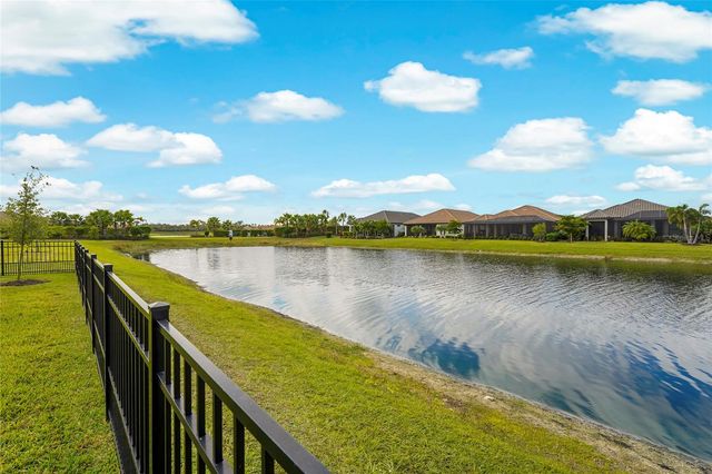 6145 GRANDVIEW HILL COURT, Bradenton, FL 34203