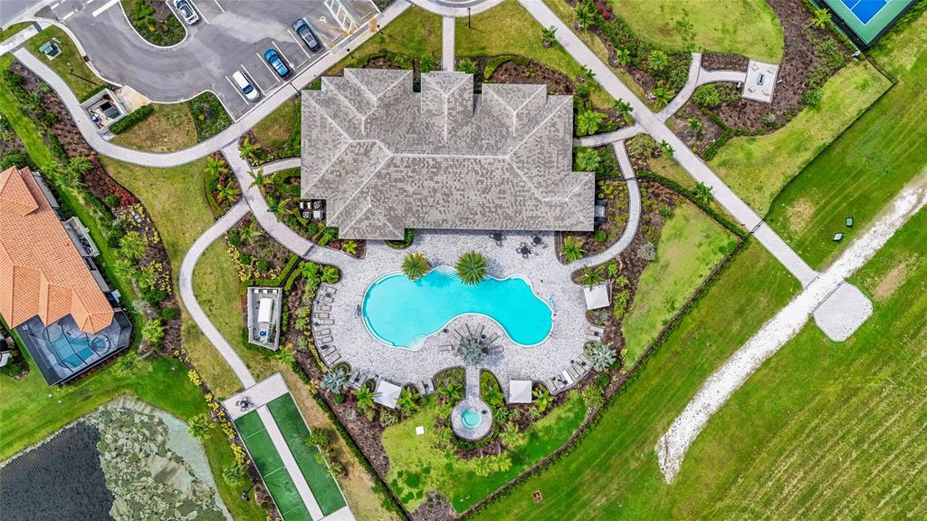 6145 GRANDVIEW HILL COURT