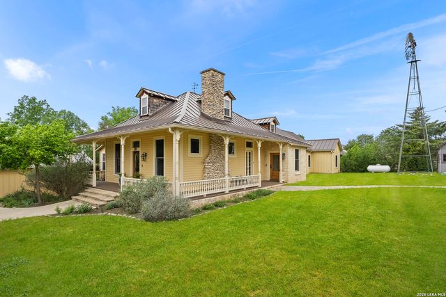 107 High Street, Comfort, TX 78013