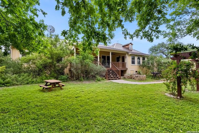 107 High Street, Comfort, TX 78013