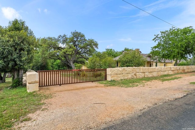 107 High Street, Comfort, TX 78013