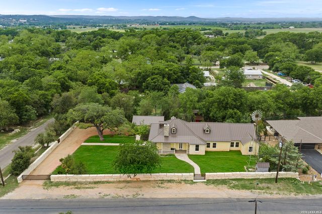 107 High Street, Comfort, TX 78013