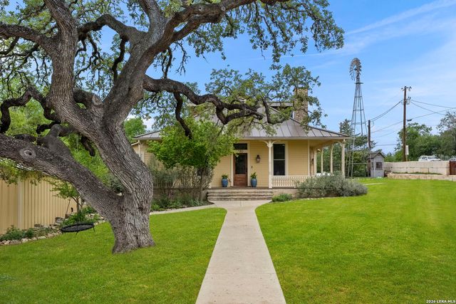 107 High Street, Comfort, TX 78013