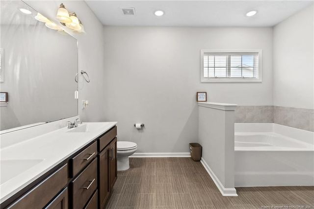 516 Loom Drive, Fayetteville, NC 28306