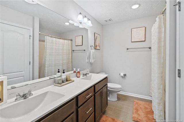 516 Loom Drive, Fayetteville, NC 28306