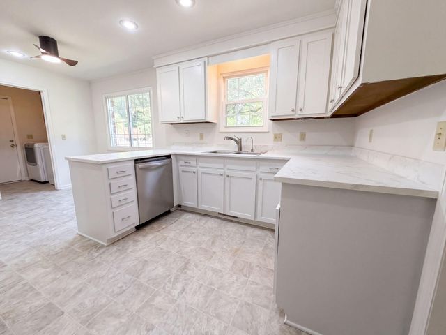 114 Blake Drive, Summerville, SC 29485