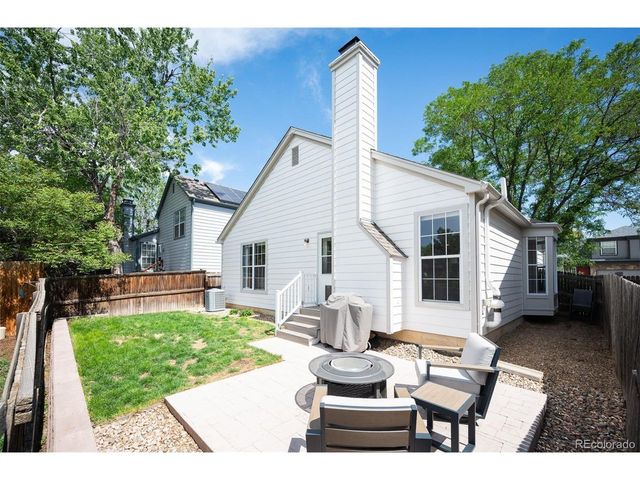 1010 Mercury Dr, Lafayette, CO 80026