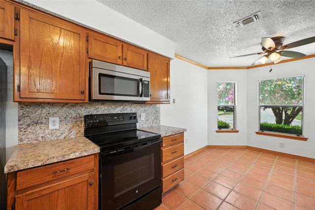3519 Alexandria Drive, Arlington, TX 76015