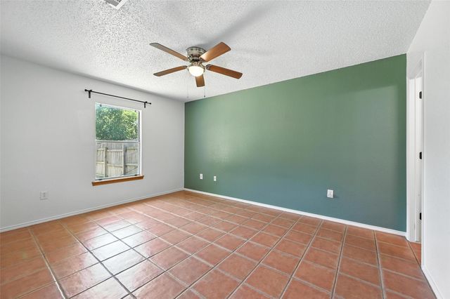 3519 Alexandria Drive, Arlington, TX 76015
