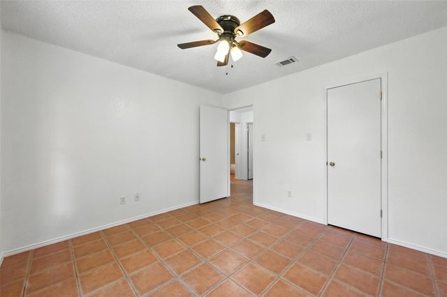 3519 Alexandria Drive, Arlington, TX 76015