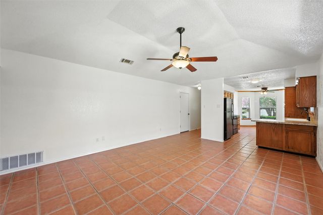 3519 Alexandria Drive, Arlington, TX 76015