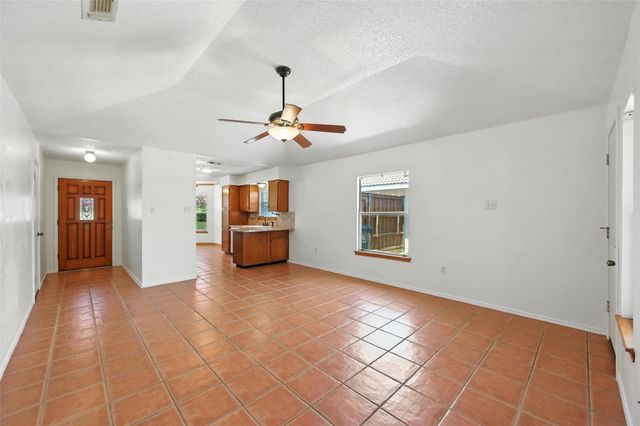 3519 Alexandria Drive, Arlington, TX 76015
