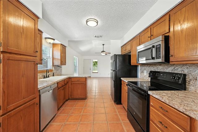 3519 Alexandria Drive, Arlington, TX 76015