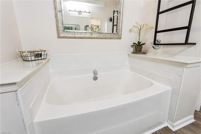 263 Sherbrooke DR, Newport News, VA 23602