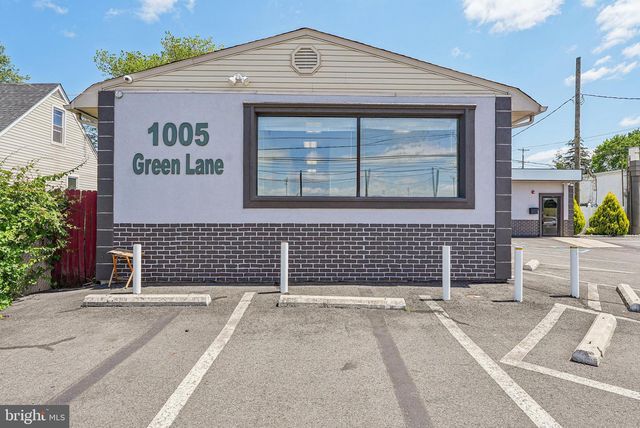 1005 GREEN LN, Levittown, PA 19057