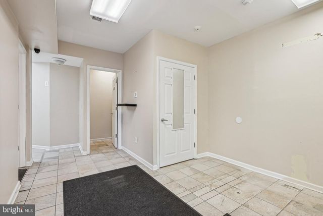 1005 GREEN LN, Levittown, PA 19057