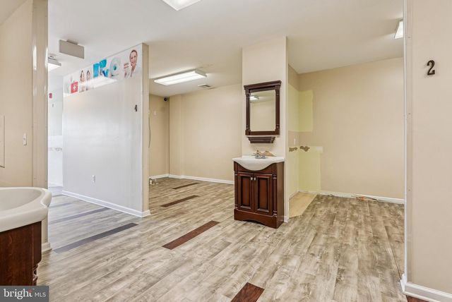 1005 GREEN LN, Levittown, PA 19057
