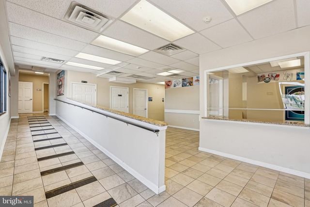 1005 GREEN LN, Levittown, PA 19057
