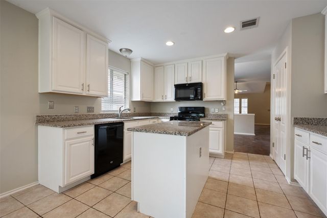 20819 Trotters LN, Pflugerville, TX 78660