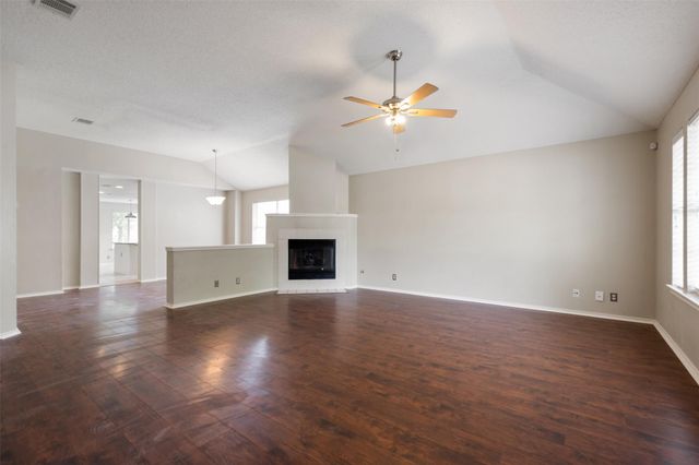 20819 Trotters LN, Pflugerville, TX 78660