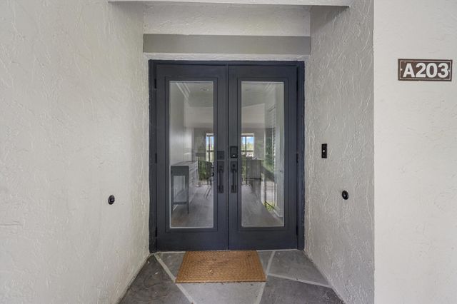 11223 Pond View Drive A203, Wellington, FL 33414