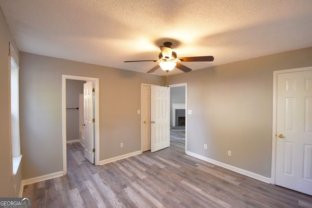 700 S Fairfield Drive, Peachtree City, GA 30269